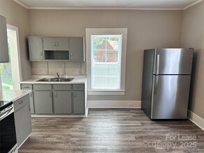 335 Patterson Ave in Mooresville, NC - Building Photo - Building Photo