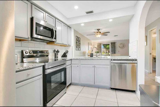 154 San Juan Cir in Melbourne, FL - Building Photo - Building Photo