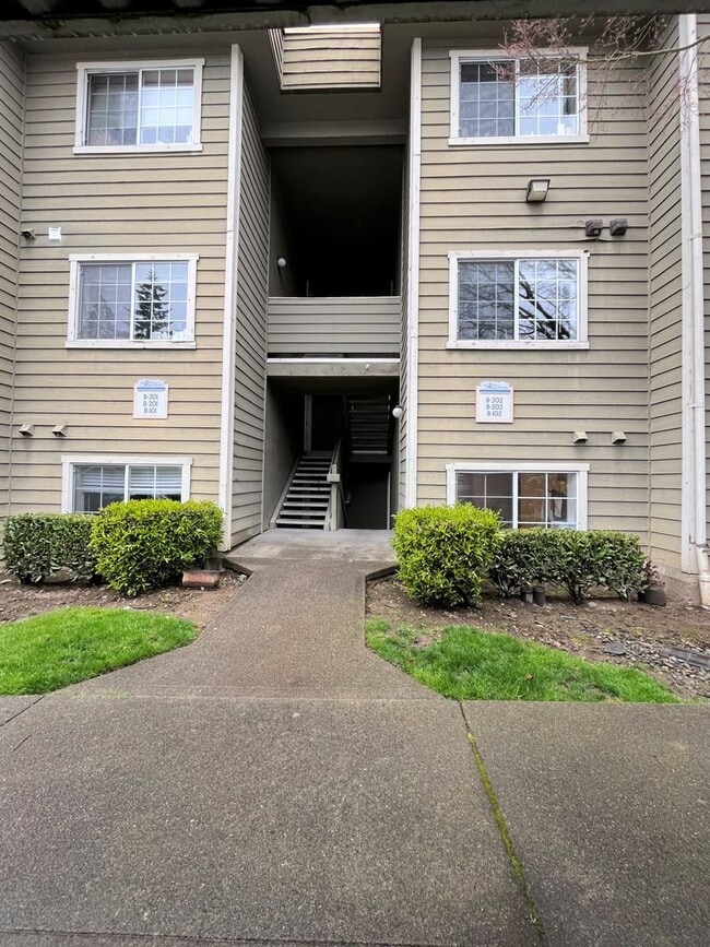 property at 28307 18th Ave S