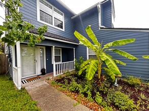 430 Trout River Dr in Jacksonville, FL - Building Photo - Building Photo
