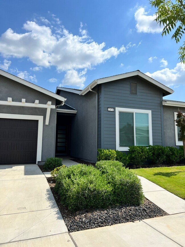 property at 2474 Bastidas Dr