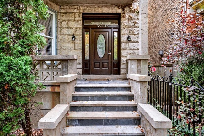 3636 N Racine Ave in Chicago, IL - Building Photo - Building Photo