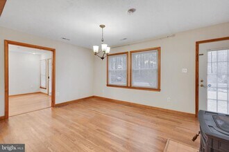 318 Wicomico Rd in Stevensville, MD - Building Photo - Building Photo