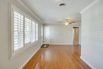 3209 32nd St in Lubbock, TX - Building Photo - Building Photo