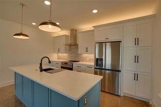 211 Wood Ct in Granbury, TX - Building Photo - Building Photo