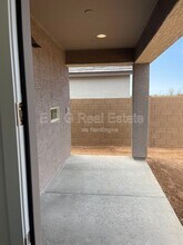 16424 W Questa Dr in Surprise, AZ - Building Photo - Building Photo