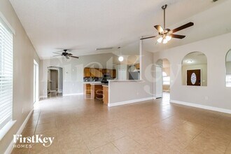 129 Aurora Ln in Kissimmee, FL - Foto de edificio - Building Photo