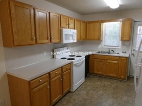 730 Breeze Hill Rd in Asheboro, NC - Building Photo - Building Photo