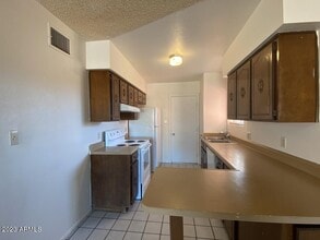 4250 Plaza Oro Loma-Unit -B in Sierra Vista, AZ - Building Photo - Building Photo