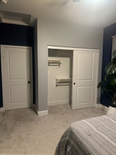 2425 Little Rock Lane in Simi Valley, CA - Foto de edificio - Building Photo