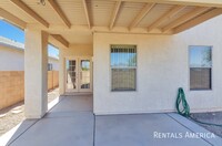 2456 W Waterway Pl in Tucson, AZ - Foto de edificio - Building Photo