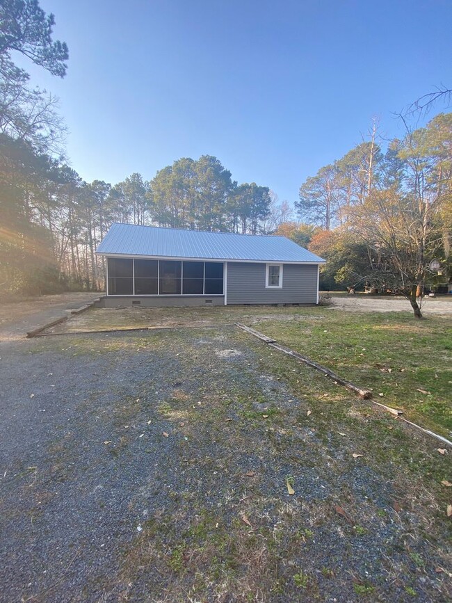 property at 7600 Pond Dr