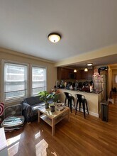 16-18 Silvey Pl in Somerville, MA - Building Photo - Building Photo