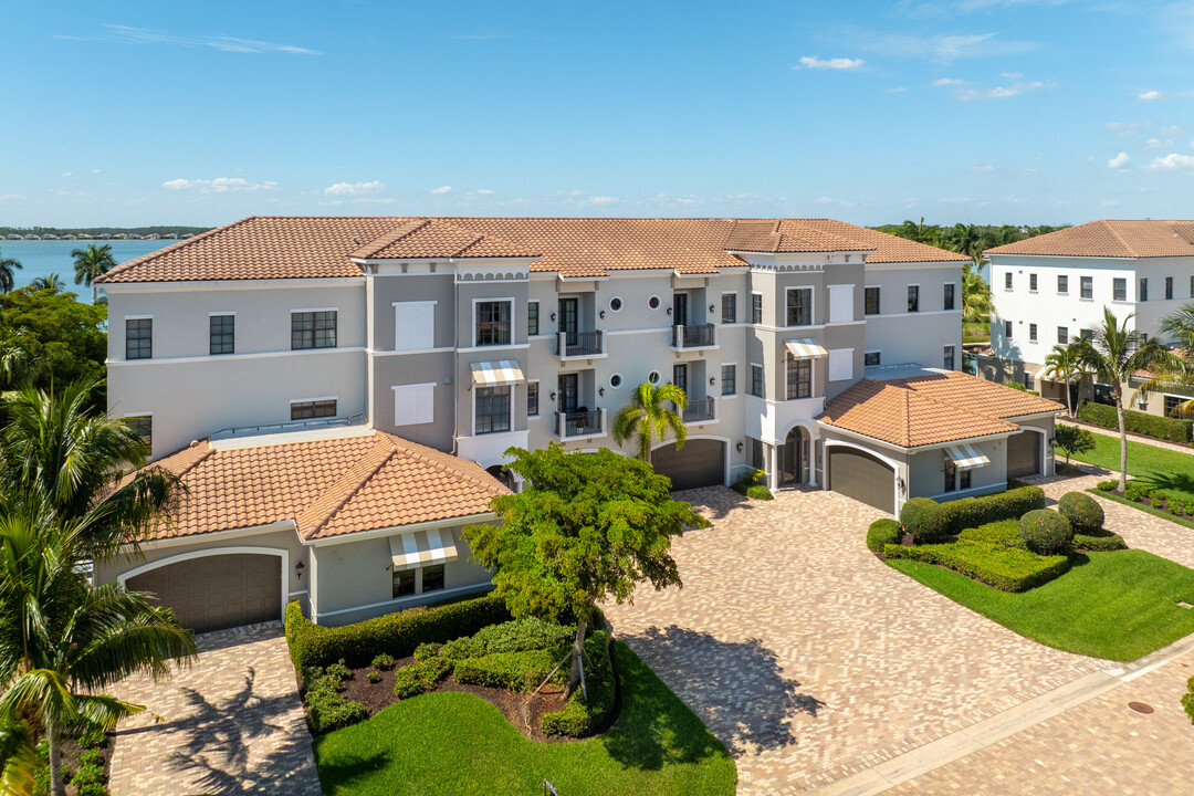 Ravenna at Miromar Lakes in Miromar Lakes, FL - Building Photo