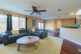 6700 Carisbrooke Ln in Austin, TX - Building Photo - Building Photo