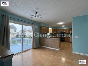 571 Peak Ct in Reynoldsburg, OH - Building Photo - Building Photo