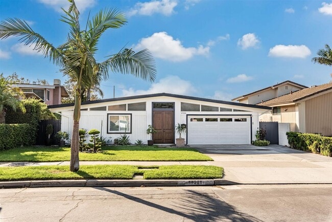 property at 17220 Courtney Ln