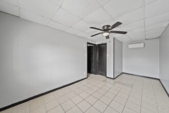 1012 Ann in Pasadena, TX - Building Photo - Building Photo