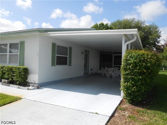 52 Heath Aster Ln
