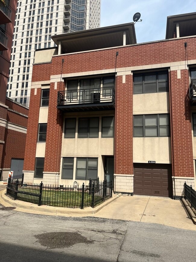 property at 334 N Jefferson St