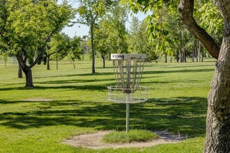 Reid Park Estates in Saskatoon, SK - Building Photo - Building Photo