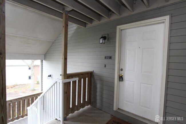 5012 Ravens Crest Dr in Plainsboro, NJ - Building Photo - Building Photo