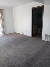 416 E Main St, Unit C in Harrisville, MI - Building Photo - Building Photo