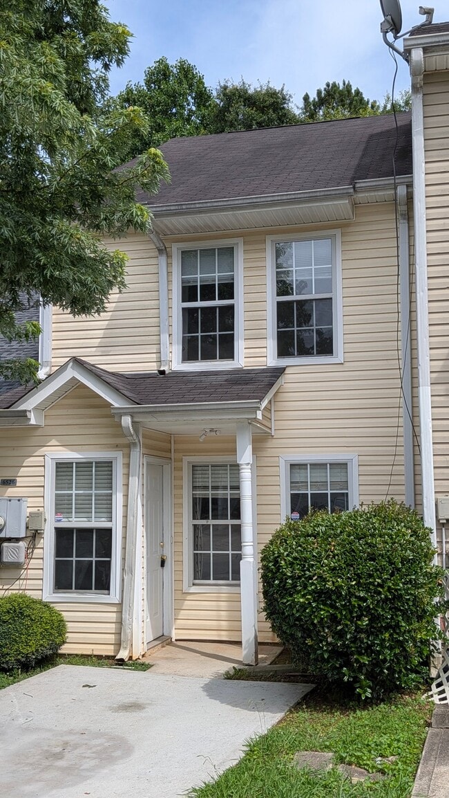6526 Wellington Chase Ct