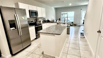 413 Sedgewick Dr in Davenport, FL - Building Photo - Building Photo