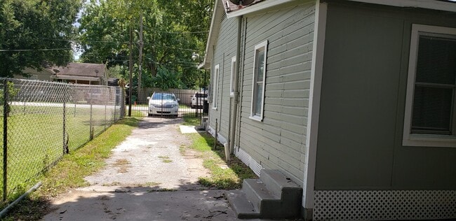 property at 3221 Wimberly St