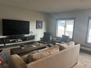 5144 N Lauralwood St in Heber City, UT - Building Photo - Building Photo