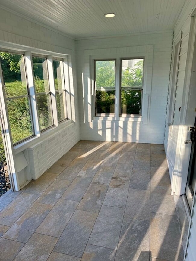 20 E Hyde Park Ave in St. Joseph, MO - Building Photo - Building Photo