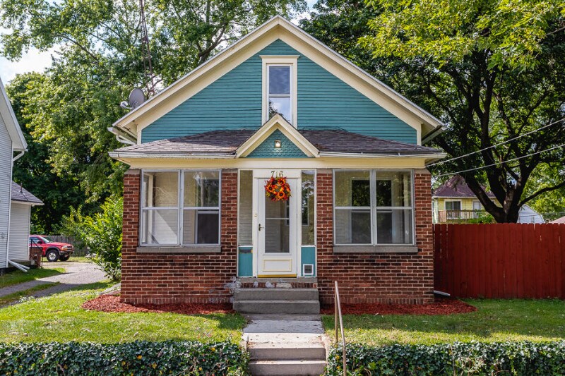 716 Lincoln St in Jackson, MI - Building Photo