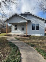 1206 Walnut St in Greenville, TX - Building Photo