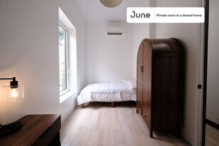 Room in Shared 4 bed/4 bath home in Brooklyn, NY - Building Photo
