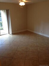 5760 Rock Island Rd-Unit -308 in Tamarac, FL - Foto de edificio - Building Photo