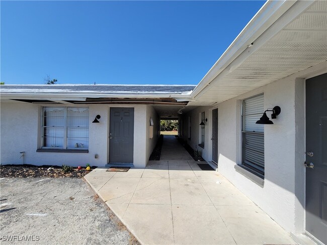 property at 1904 Santa Barbara Blvd