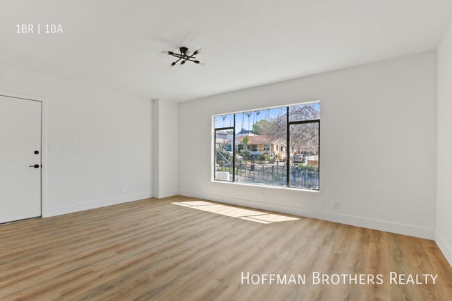 150 S Alvarado St in Los Angeles, CA - Building Photo - Building Photo