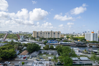 631 NW 3rd St in Miami, FL - Building Photo - Building Photo