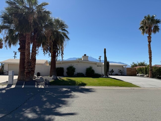 12811 Catalpa Ave in Desert Hot Springs, CA - Building Photo - Building Photo