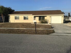 3087 Idlewood St in North Port, FL - Building Photo