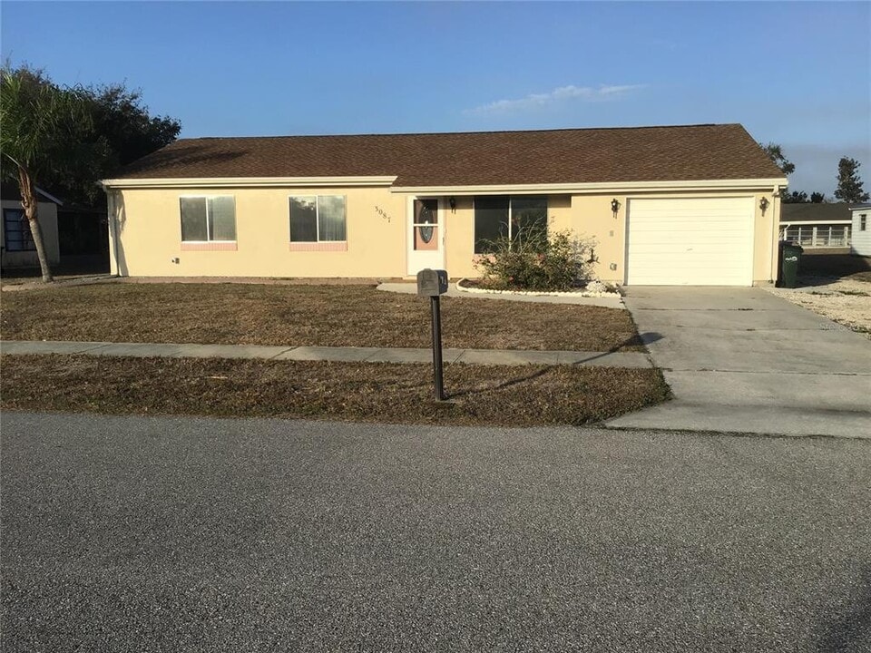 3087 Idlewood St in North Port, FL - Building Photo