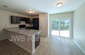 7820 Playschool Ln in Jacksonville, FL - Building Photo - Building Photo