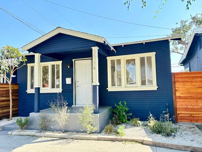 property at 3708 St Andrews Pl