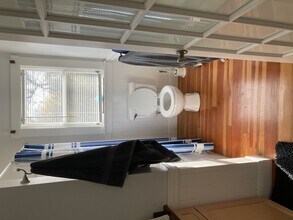 7 Pine Grove Ln in Nantucket, MA - Building Photo - Building Photo