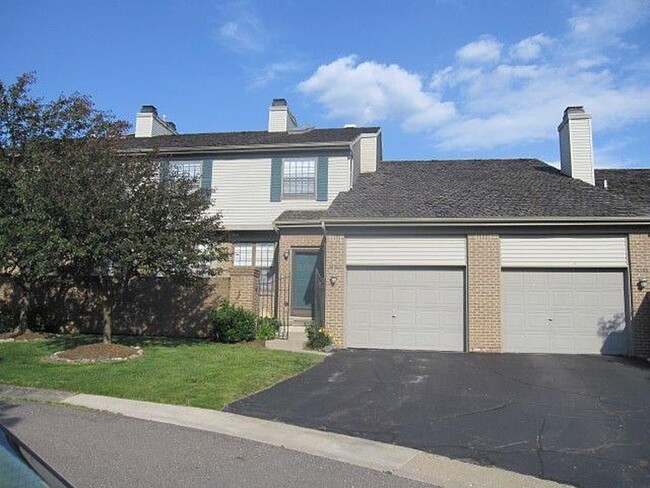 property at 38587 Glastonberry
