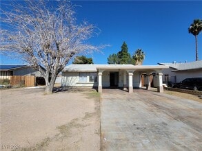 3908 Montebello Ave in Las Vegas, NV - Building Photo - Building Photo