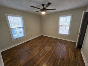 1041 Ryland Pike in Huntsville, AL - Building Photo - Building Photo