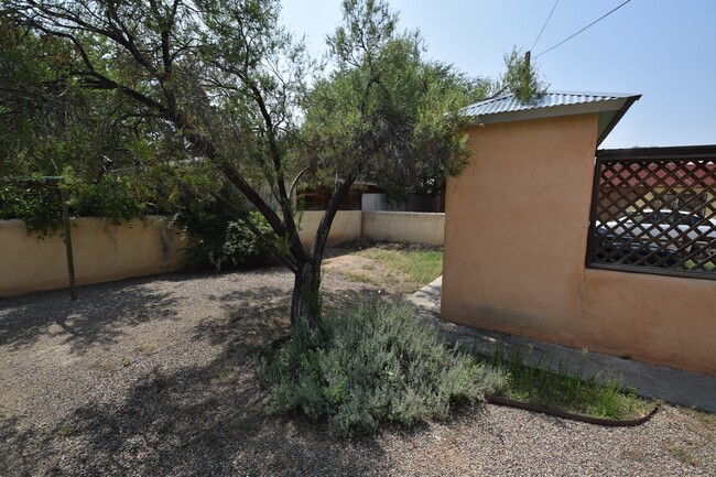 4638 10th NW st in Albuquerque, NM - Building Photo - Building Photo