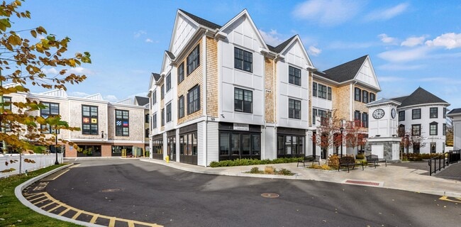 Metro Star - Metro on Broad in Milford, CT - Foto de edificio - Building Photo